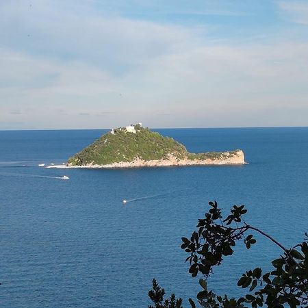 Appartamento Vista Mare ألبينغا المظهر الخارجي الصورة
