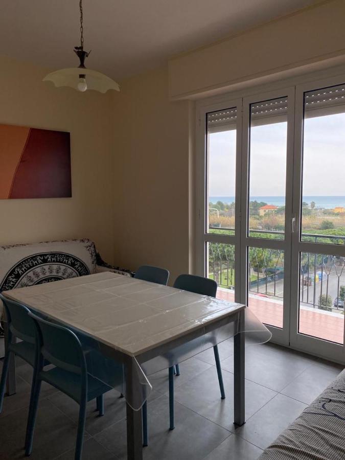 Appartamento Vista Mare ألبينغا المظهر الخارجي الصورة